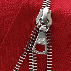 Zipper Riri ME4 GE 2437 (18cm, Nickel, Dark Red)